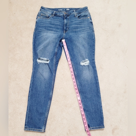 OLD NAVY Woman High Rise Rock Star Super Skinny Stretch Jean Size 10S Distressed - Picture 7 of 11